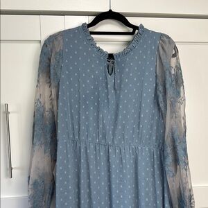 Elegant Blue Lace Sleeve Dress